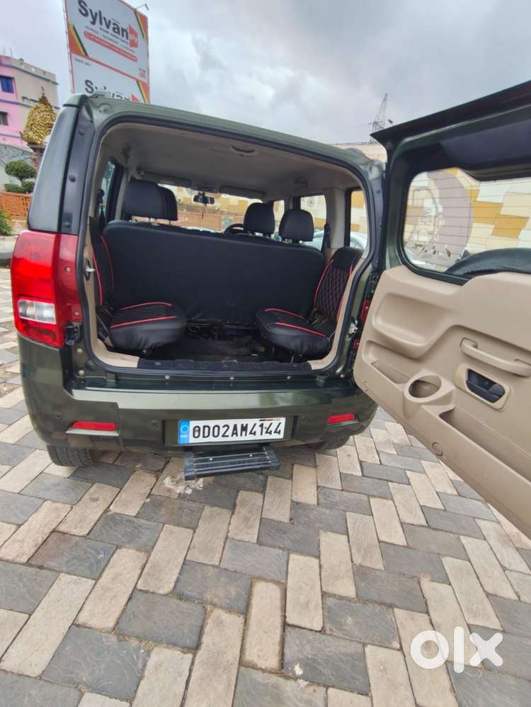 Mahindra Tuv 300 T8, 2017, Diesel