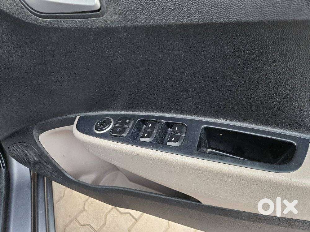 Hyundai Grand I10 Sportz 1.2 Kappa Vtvt, 2017, Petrol