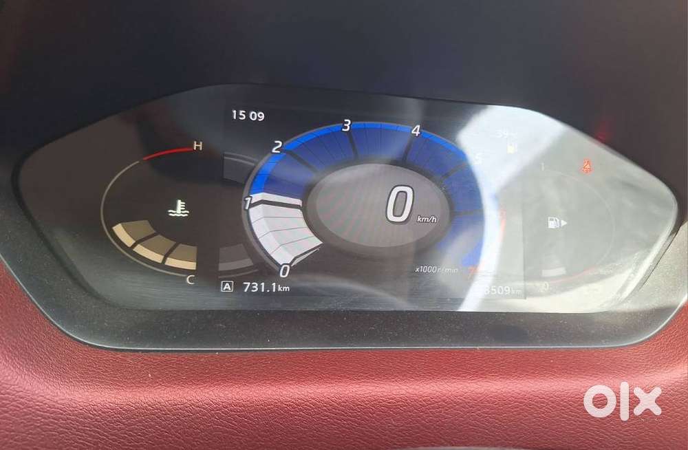 Nissan Magnite 1.0 Xv Red Edition, 2023, Cng & Hybrids