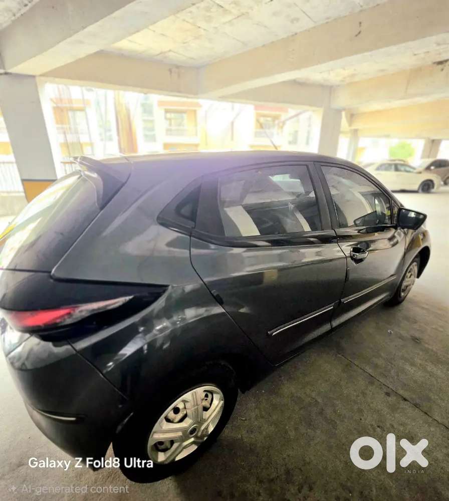 Tata Altroz Petrol 2021