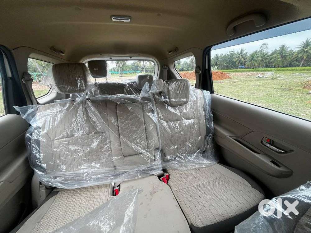 Toyota Rumion V At, 2025, Petrol