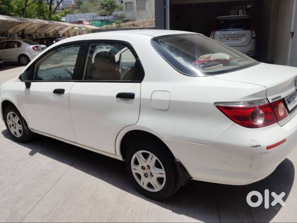 Honda City Zx Exi  New Passing Valid For 5 Years  Low 95,000 Km Only