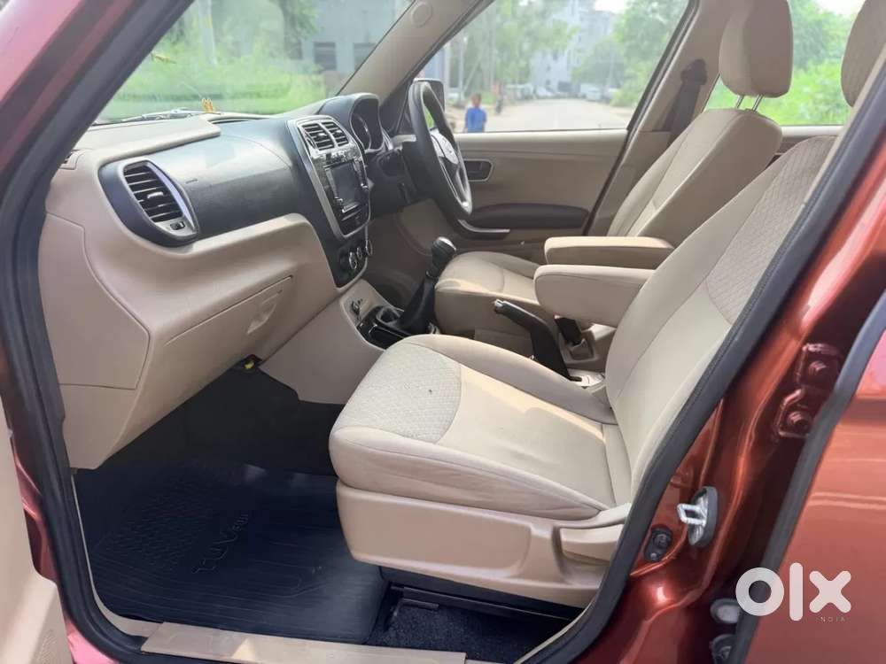 Mahindra Tuv 300 T10, 2019, Diesel