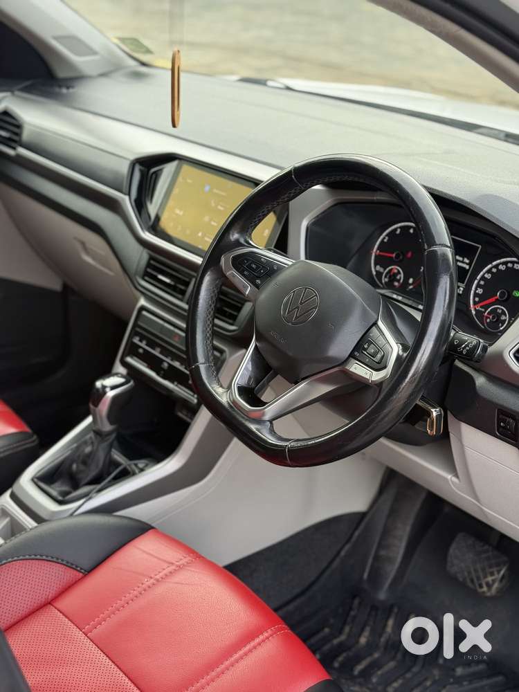 Volkswagen Taigun 1.0 Tsi Highline At, 2022, Petrol