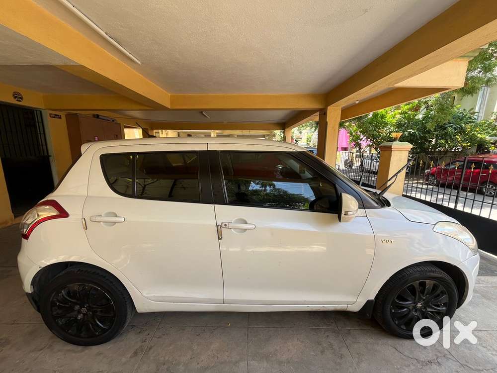 Swift Vxi Maruti Petrol 2012