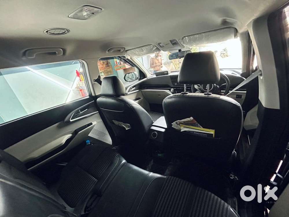 Kia Carens Prestige 1.5 Petrol Manual 2022