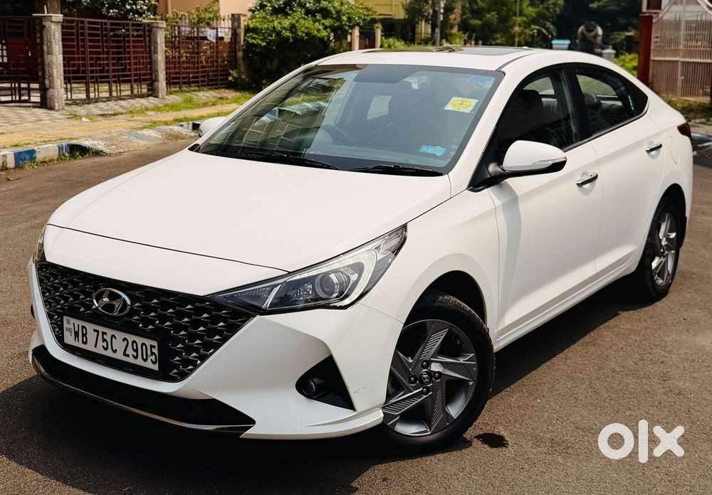 Hyundai Verna 1.5 Sx Petrol Mt, 2023, Petrol