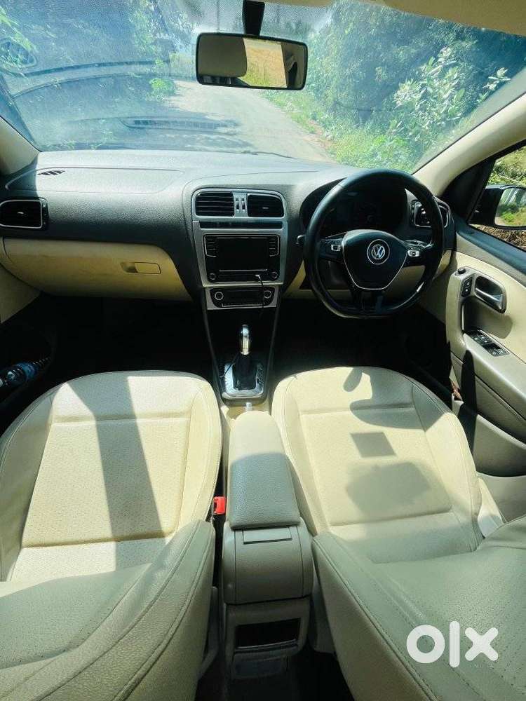 Volkswagen Vento, 2015, Petrol
