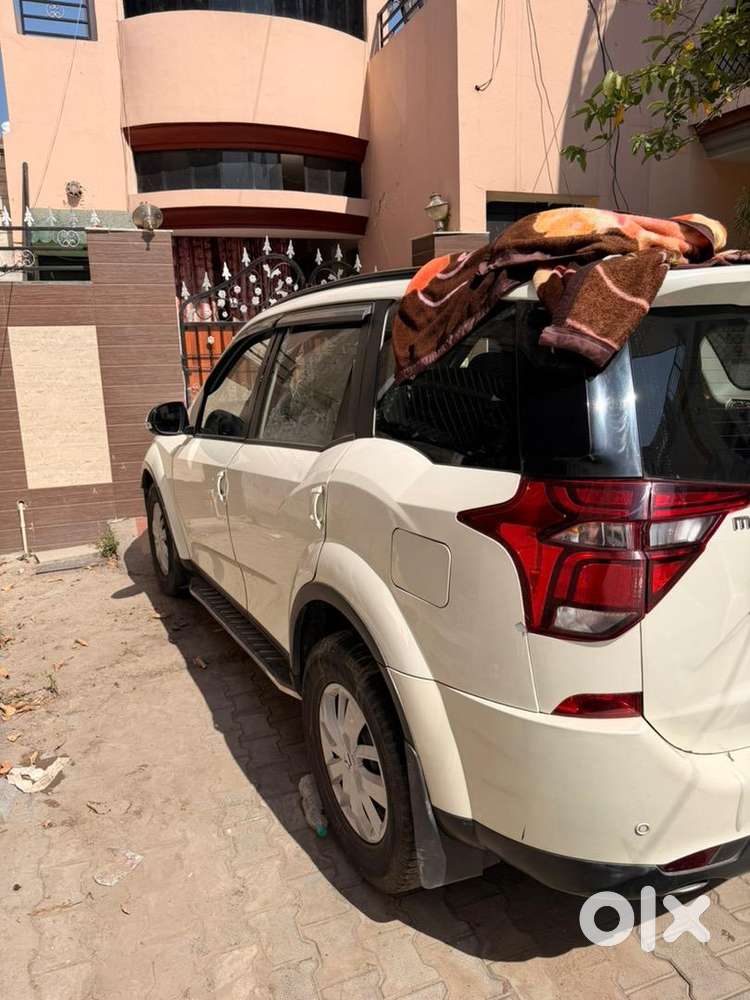 Mahindra Xuv500 2018 Diesel Well Maintained