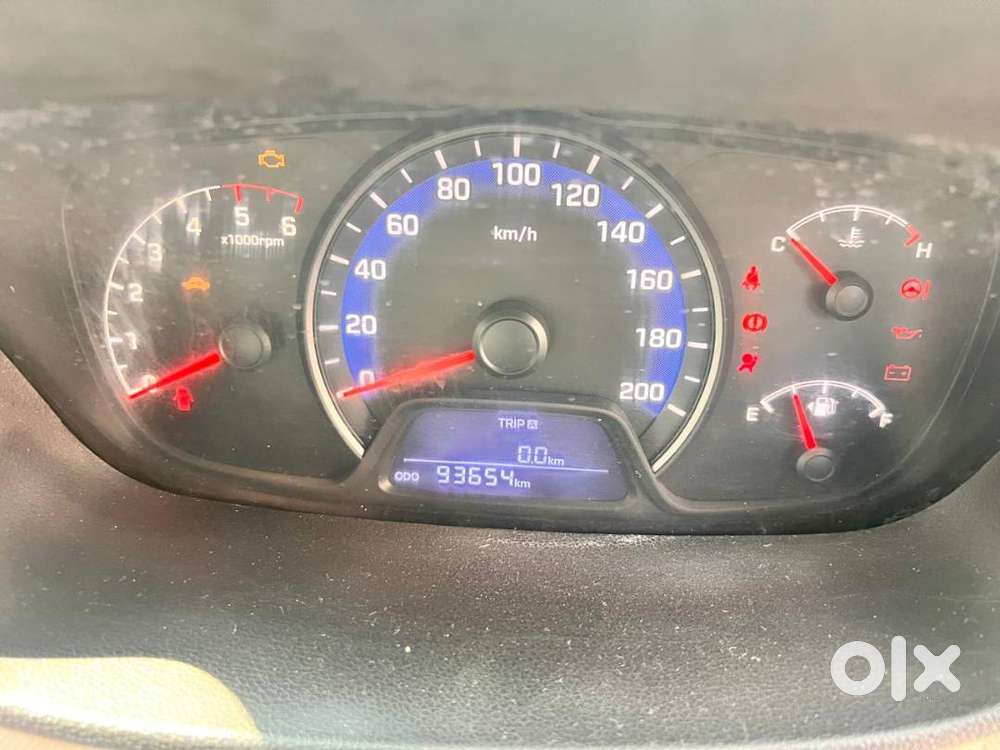 Hyundai Xcent 2016 Diesel Well Maintained