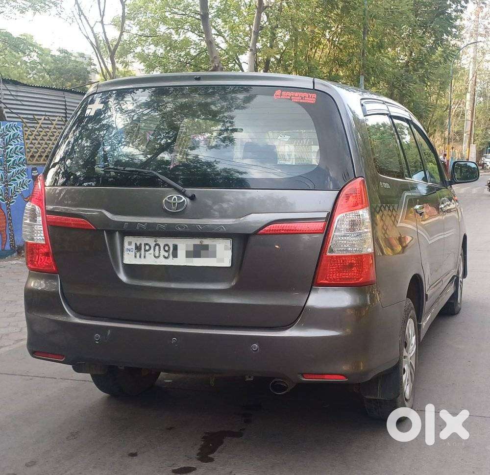 Toyota Innova [2013-2016] 2.5 G4 8 Str, 2014, Diesel