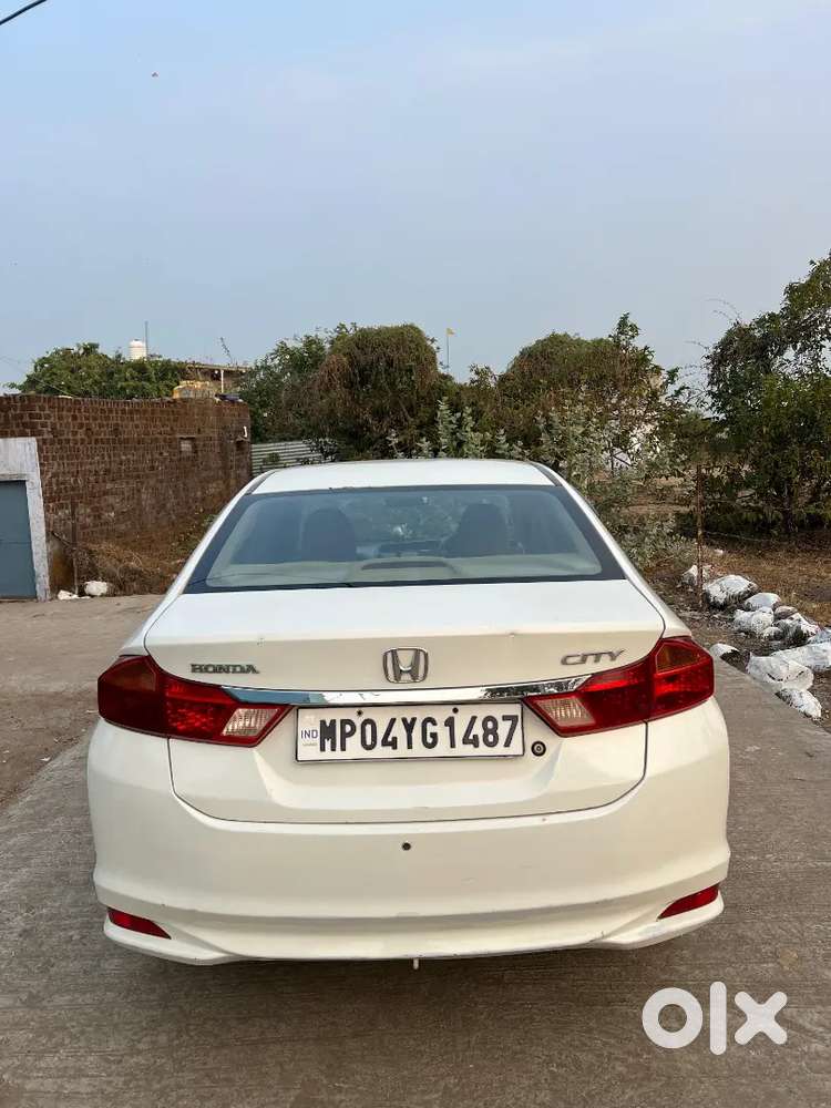 Gadi Mai Koi Kaam Nahi Hai