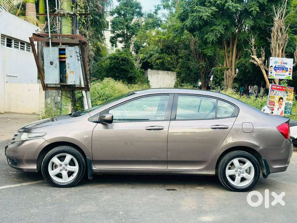 Honda City V Mt, 2013, Petrol