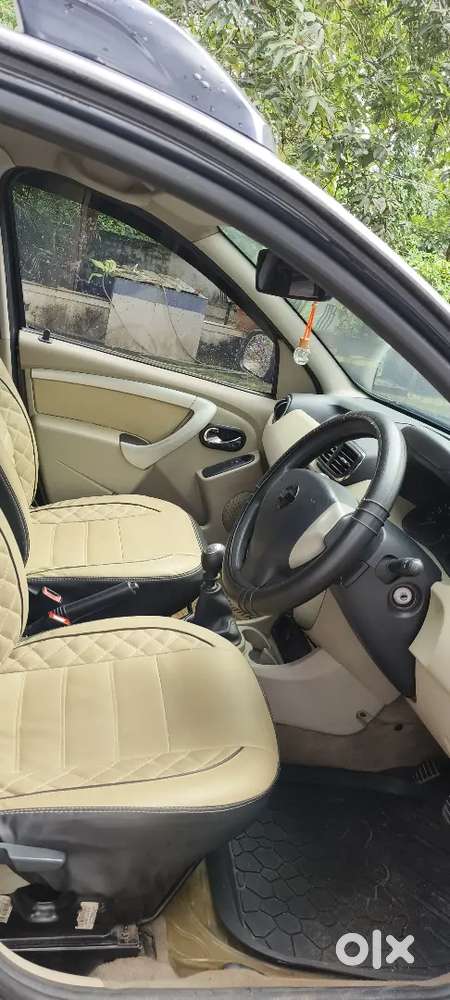 Nissan Terrano 2014 Diesel 135000 Km Driven