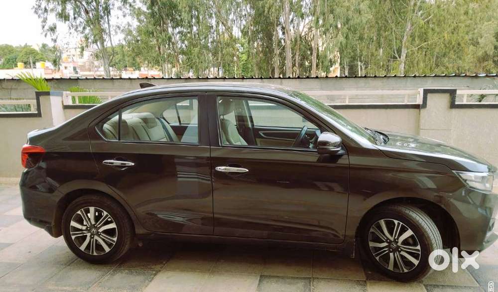 Honda Amaze 2023 Petrol Well Maintained