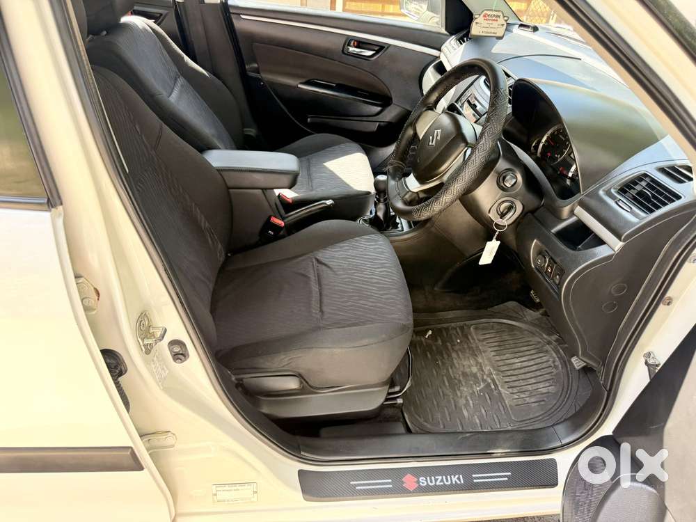 Maruti Suzuki Swift Vxi Abs Bsiv, 2016, Cng & Hybrids