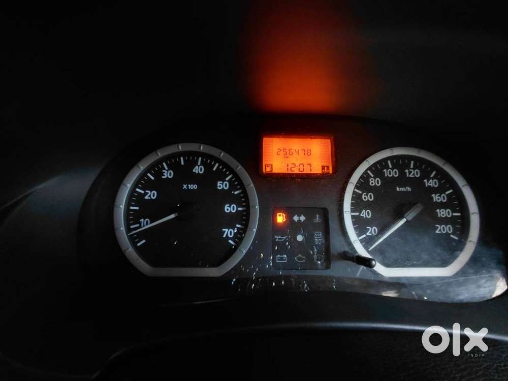 2010 Mahindra Renault Logan