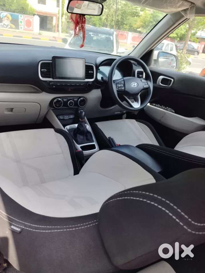 Hyundai Venue, 2024, Petrol