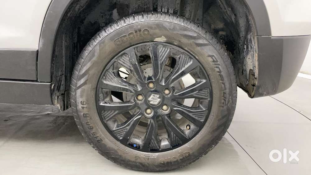 Maruti Suzuki Vitara Brezza 1.5 Zxi At, 2022, Petrol