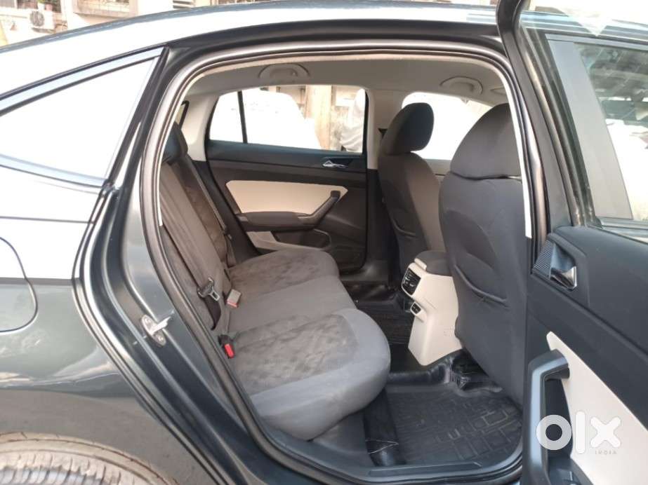 Skoda Slavia Ambition 1.0l Tsi At, 2022, Petrol