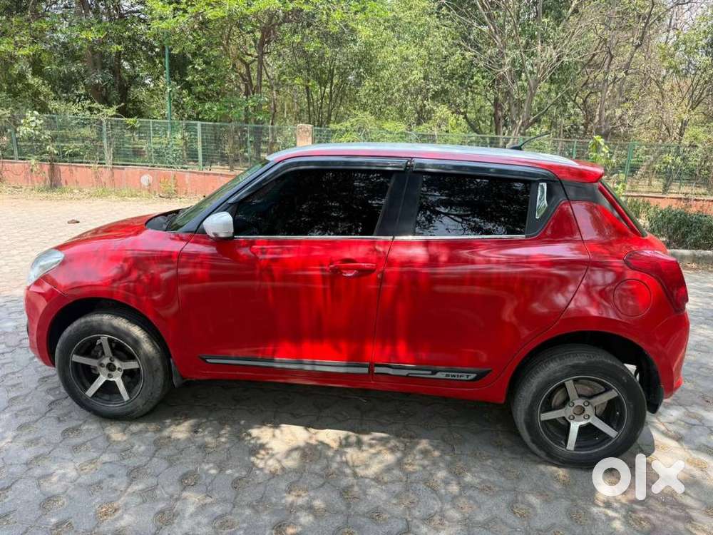 Maruti Suzuki Swift 1.2 Vxi (o), 2022, Petrol