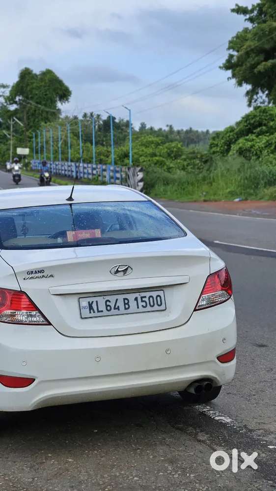 Hyundai Fluidic Verna 2013 Diesel 105000 Km Driven