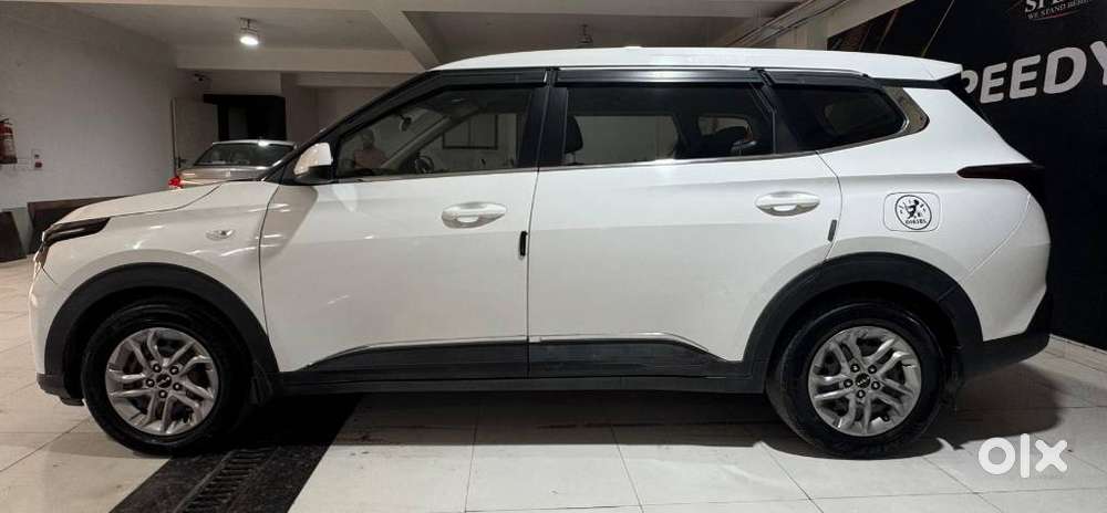 Kia Carens D1.5 6mt Premium 07, 2023, Diesel