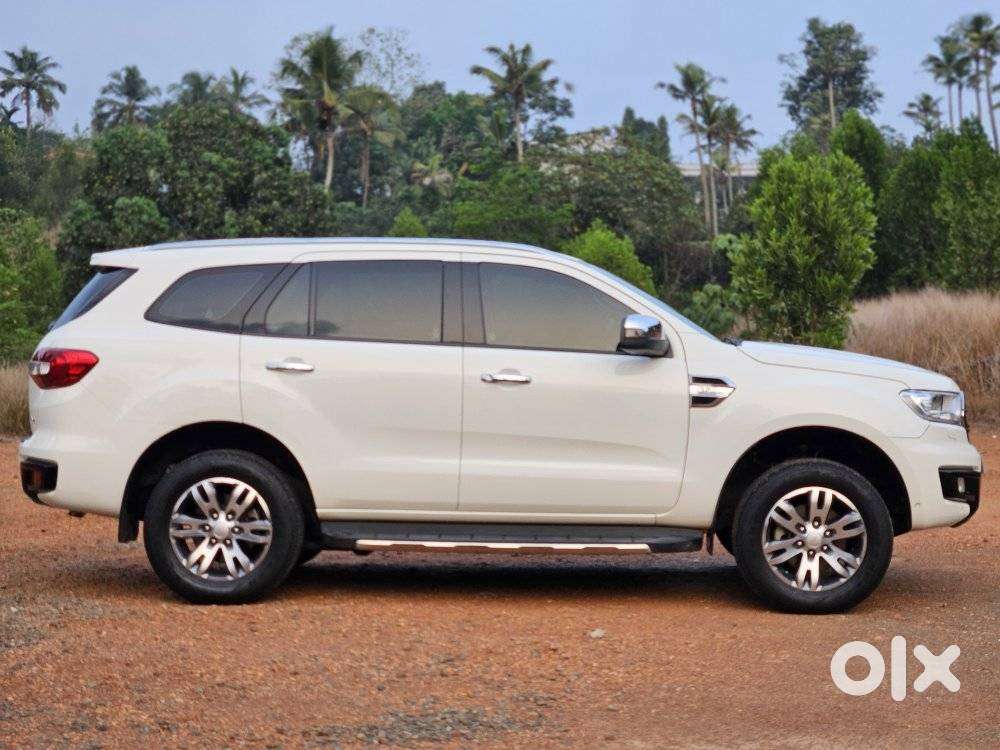 Ford Endeavour 3.2 Titanium At 4x4, 2016, Diesel