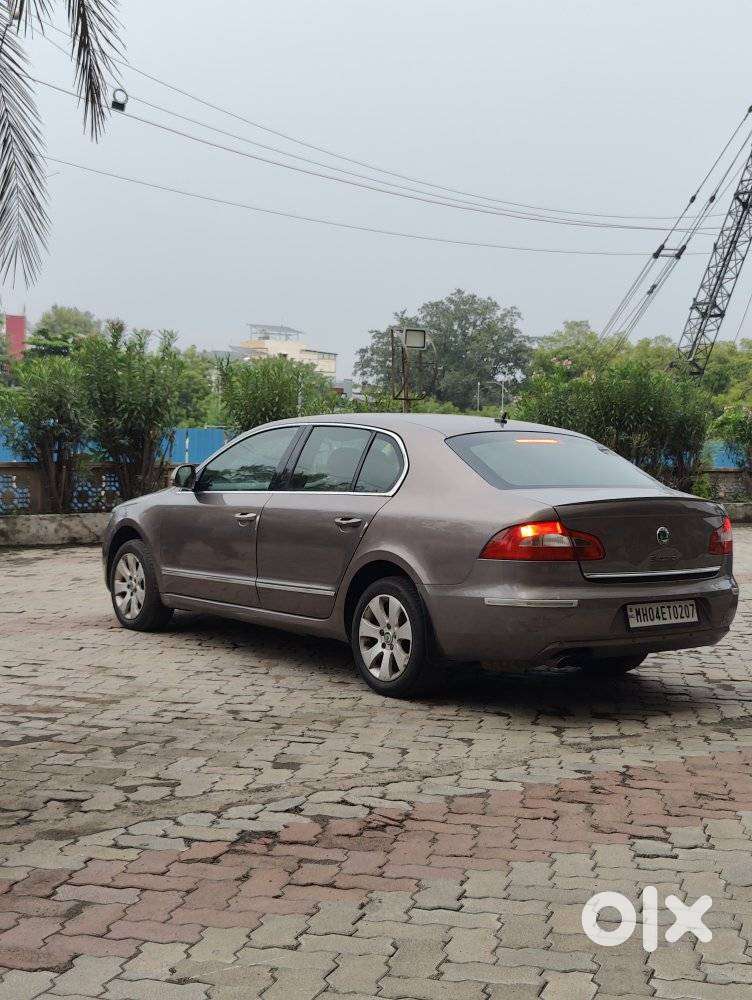 Skoda Superb 1.8 Elegance Tsi At, 2011, Petrol