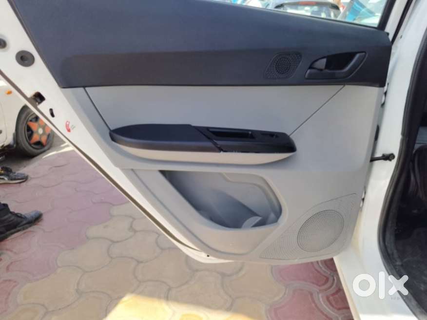 Tata Tiago 1.2 Revotron Xt (o), 2023, Petrol