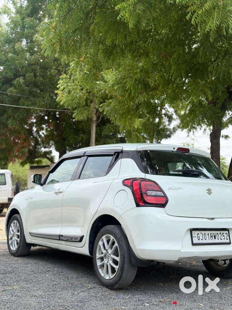 Maruti Suzuki Swift Amt Zxi Plus, 2018, Petrol
