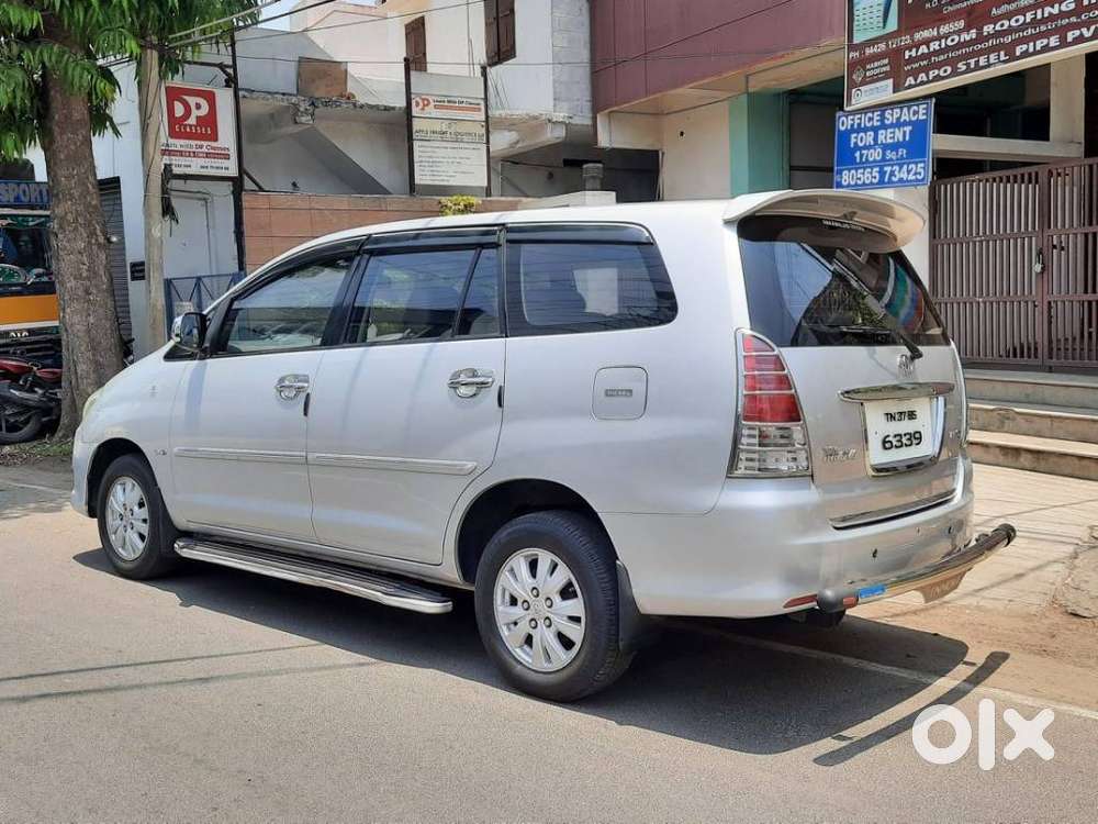 Toyota Innova 2.5 V 7 Str, 2011, Diesel