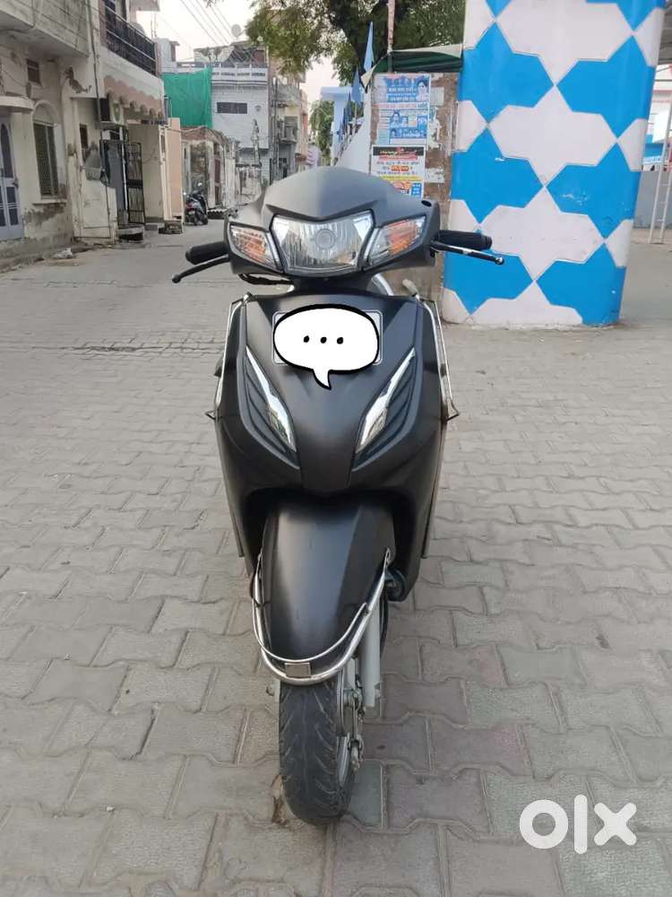 Activa 6g grey color Scooters 1825003211