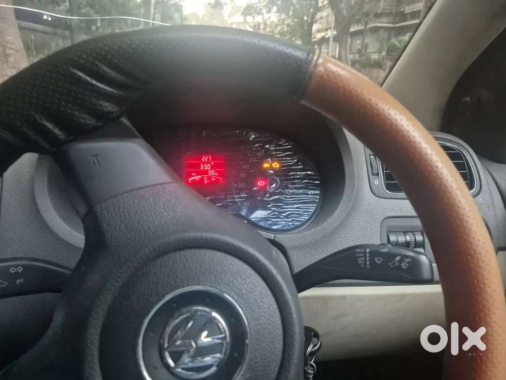Volkswagen Vento 1.6 Petrol 2011