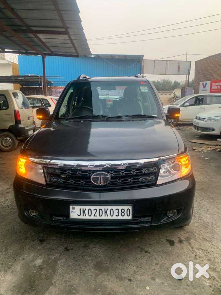 Tata Safari Storme 2013 Diesel 76000 Km Driven