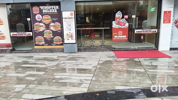 Restaurant Staff For Burger King