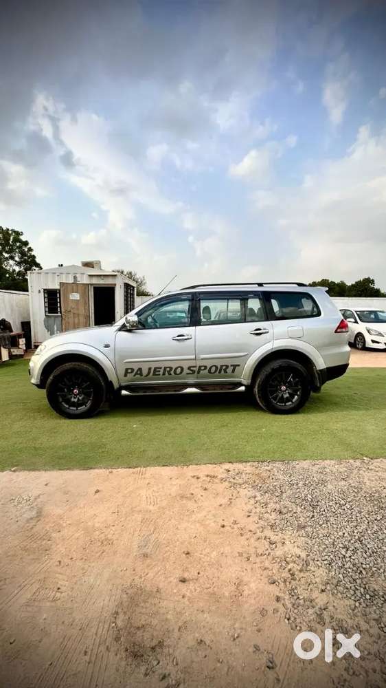 Immaculate Mitsubishi Pajero Sport (2016)  4x2 Automatic  1st Owner