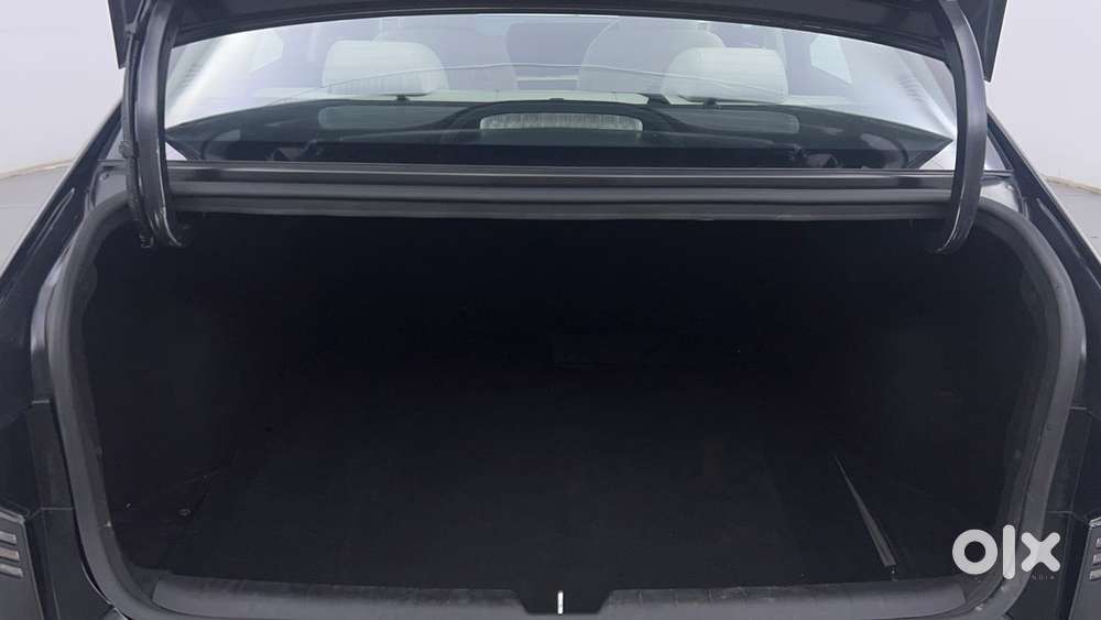 Hyundai Verna 1.5 Sx (o) Turbo Petrol Mt, 2025, Petrol