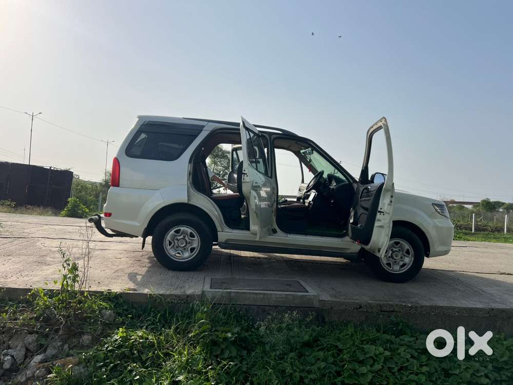 Tata Safari Storme 2017