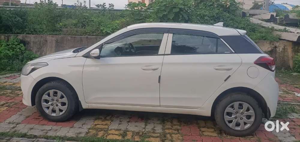 Hyundai I20 Sportz 2017 Patrol Cng
