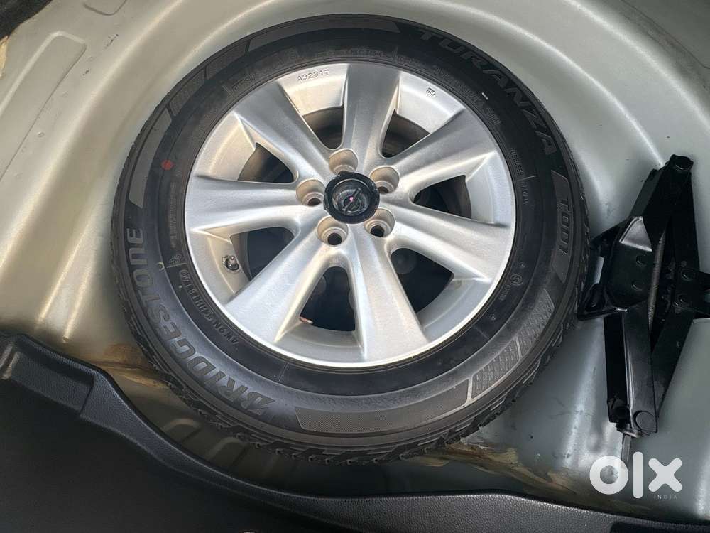 Toyota Corolla Altis 2013-2017 D-4d G, 2016, Diesel