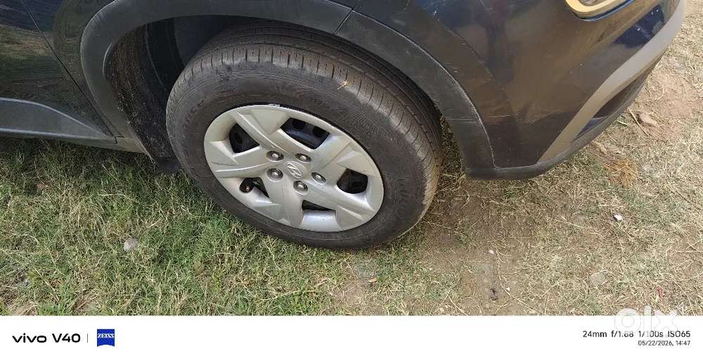 Hyundai Venue 2020 Petrol 42000 Km Driven