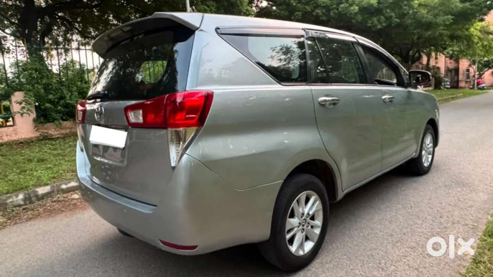 Toyota Innova Crysta [2020-ongoing] 2.4 Gx 7 Str, 2019, Diesel