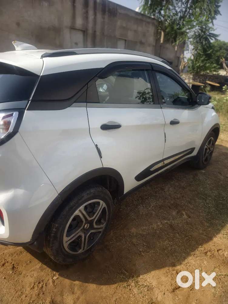 Tata Nexon 2020 Petrol 102000 Km Driven