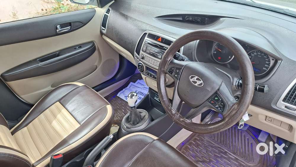 Hyundai I20 Sportz 1.4 Crdi, 2014, Diesel