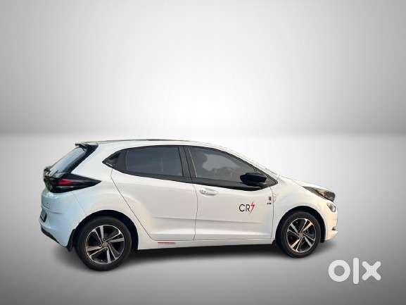 Tata Altroz 1.2 Xza Petrol Dct, 2022, Petrol