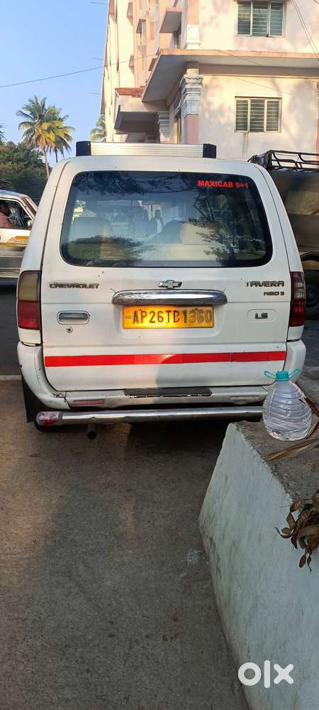 Chevrolet Tavera 2012 Diesel Well Maintained