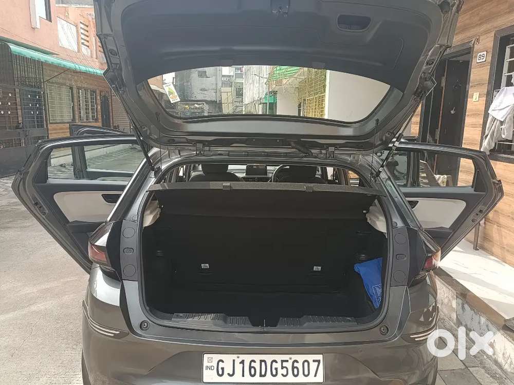 Tata Altroz 2022 Petrol 16000 Km Driven