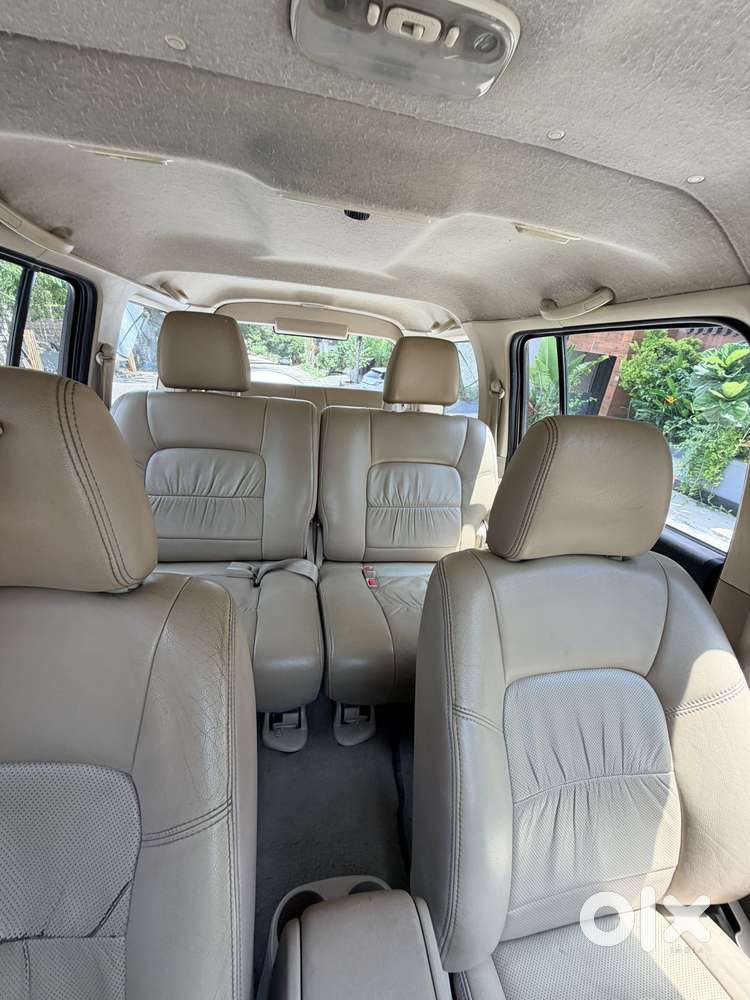 Ford Endeavour 2.5 4x2 Mt, 2012, Diesel