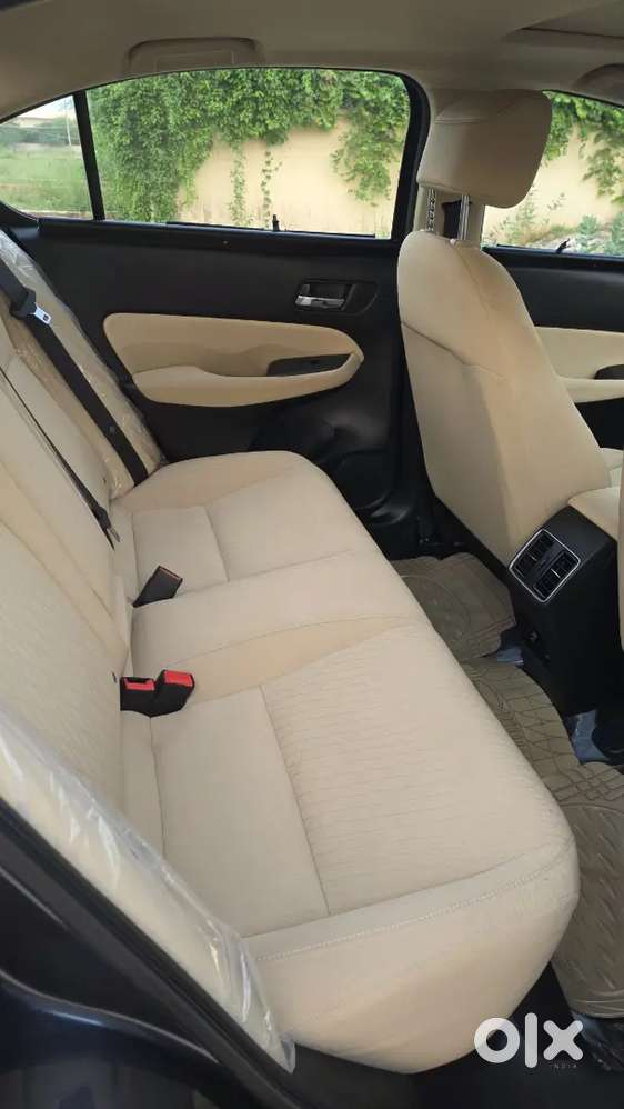Honda City 1.5 Vx Petrol 2025
